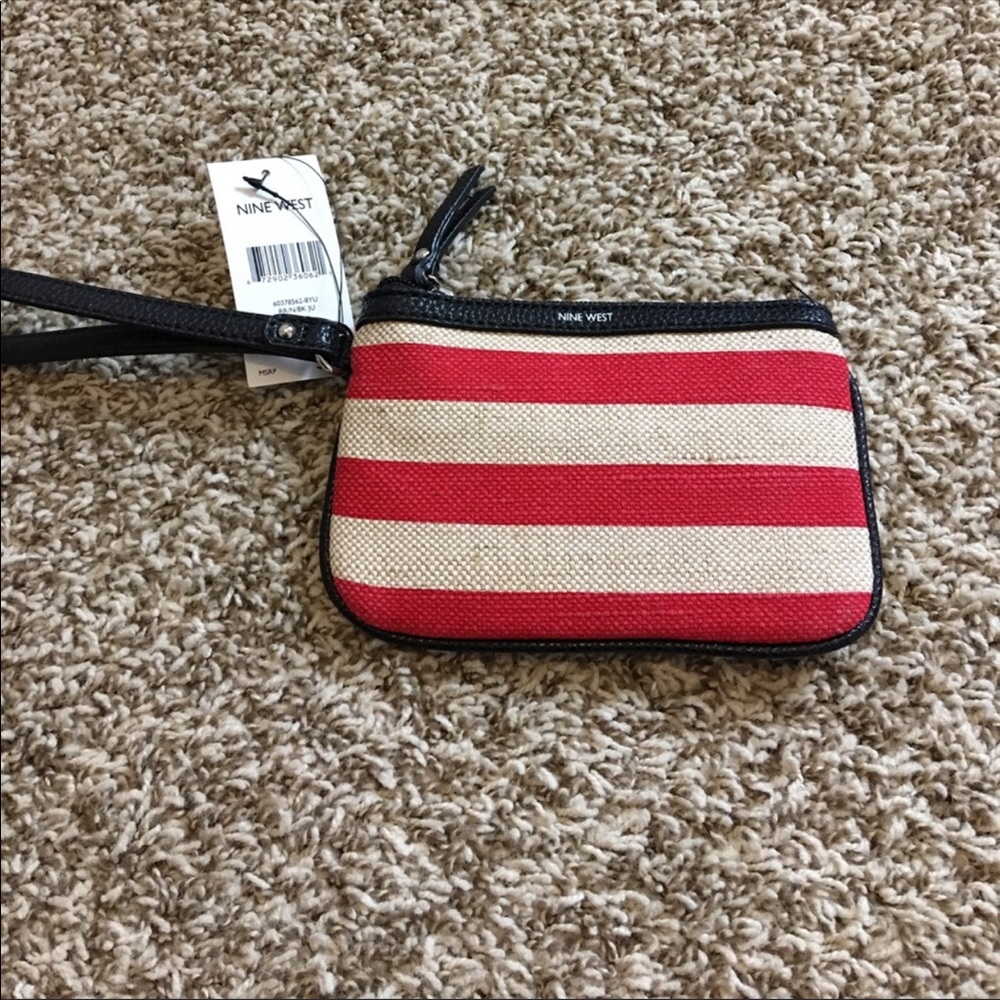 NWT Nine West Wristlet